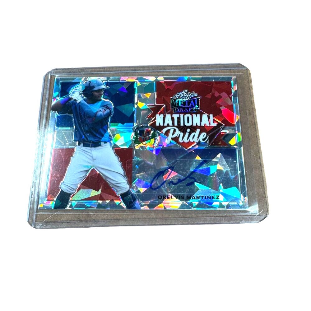 Orelvis Martinez Auto 2021 Leaf Metal Draft Refractor National Pride Blue Jays